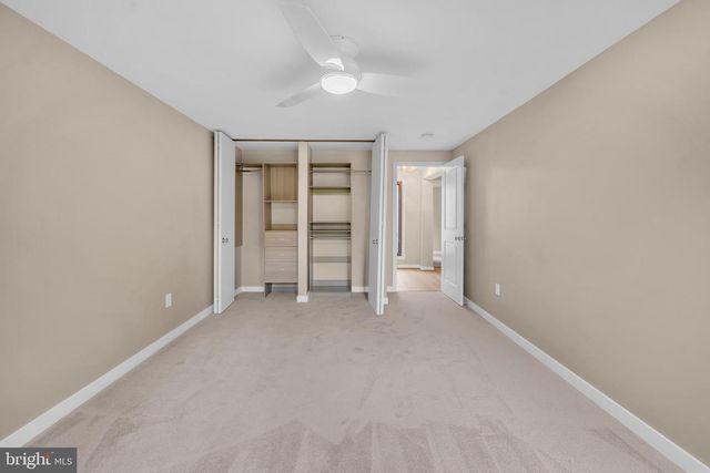 1806 N SHORE CT, Reston, VA 20190