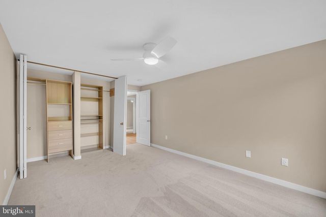 1806 N SHORE CT, Reston, VA 20190