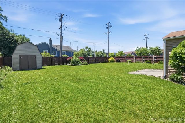 3125 Shagbark Lane, Hazel Crest, IL 60429