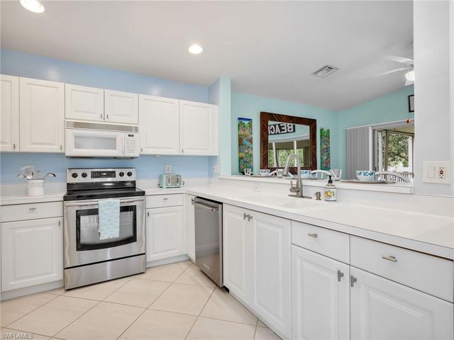 1100 Diamond CIR 1104, Naples, FL 34110