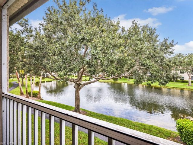 1100 Diamond CIR 1104, Naples, FL 34110