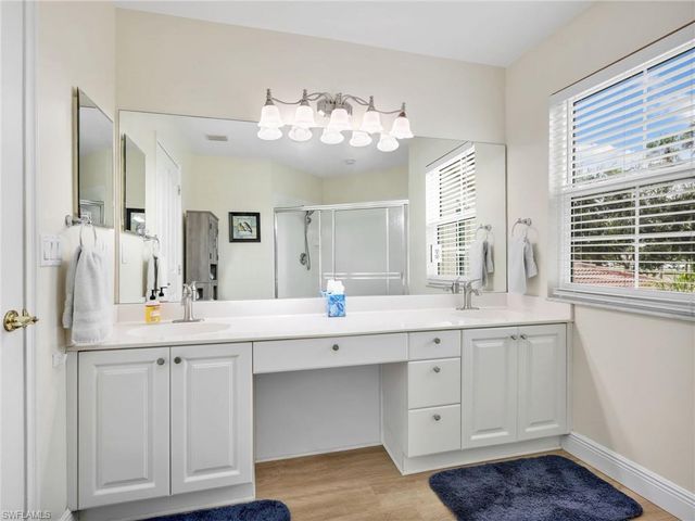 1100 Diamond CIR 1104, Naples, FL 34110