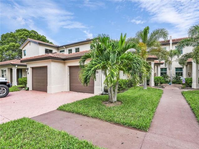 1100 Diamond CIR 1104, Naples, FL 34110