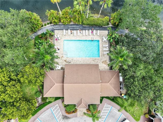 1100 Diamond CIR 1104, Naples, FL 34110