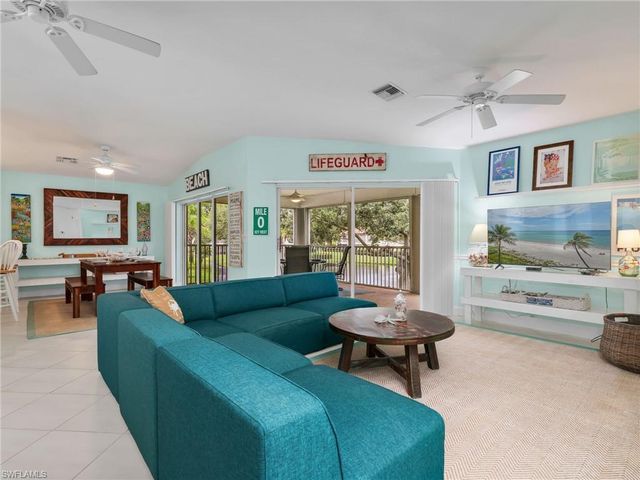 1100 Diamond CIR 1104, Naples, FL 34110