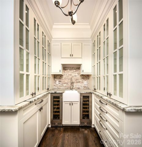 72 Windsor Road, Asheville, NC 28804