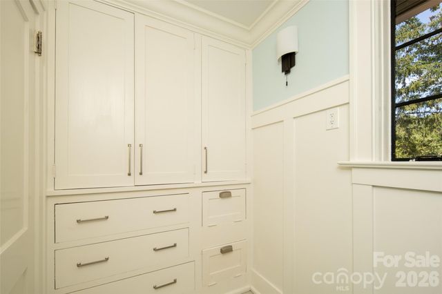72 Windsor Road, Asheville, NC 28804