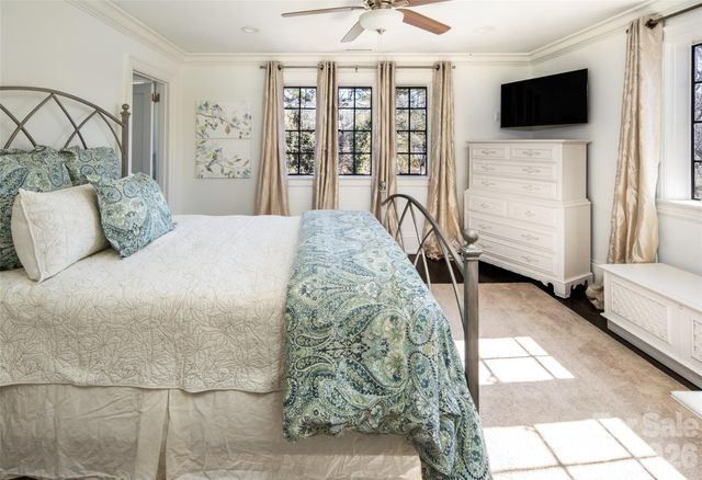 72 Windsor Road, Asheville, NC 28804