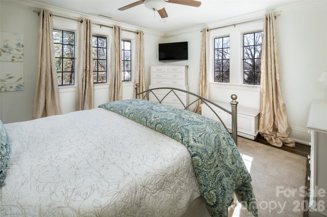 72 Windsor Road, Asheville, NC 28804
