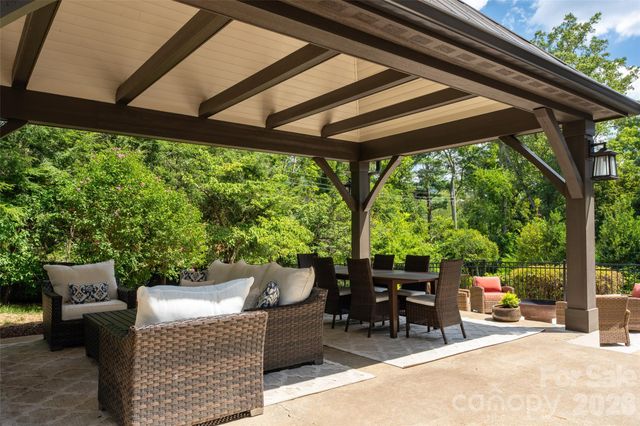 72 Windsor Road, Asheville, NC 28804