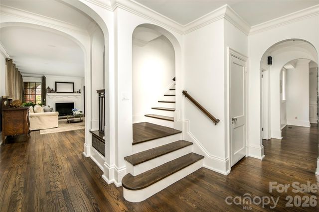 72 Windsor Road, Asheville, NC 28804