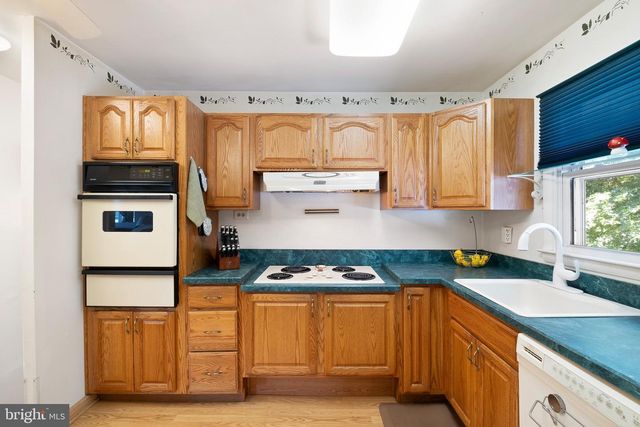129 DUNSINANE DR, New Castle, DE 19720