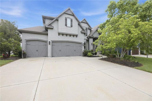 24913 W 98th Street, Lenexa, KS 66227