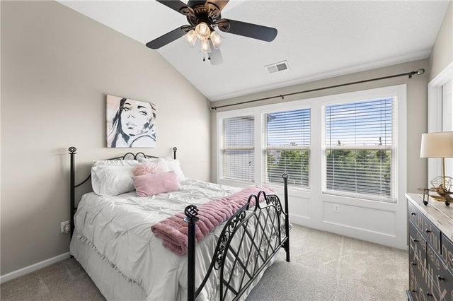 24913 W 98th Street, Lenexa, KS 66227