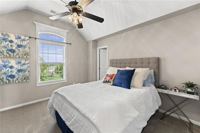 24913 W 98th Street, Lenexa, KS 66227