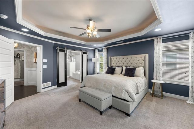 24913 W 98th Street, Lenexa, KS 66227