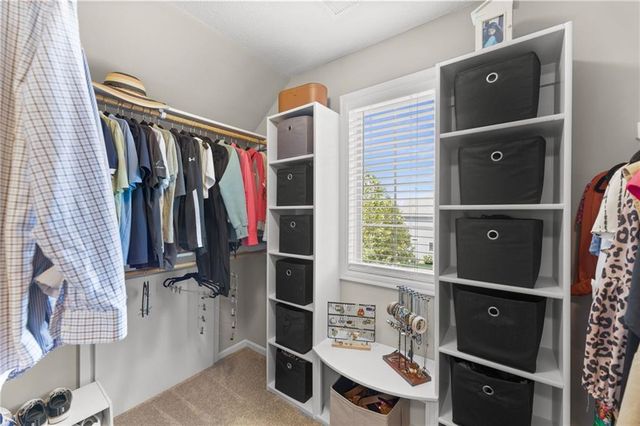 24913 W 98th Street, Lenexa, KS 66227