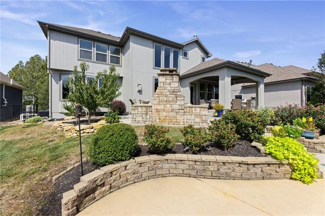 24913 W 98th Street, Lenexa, KS 66227