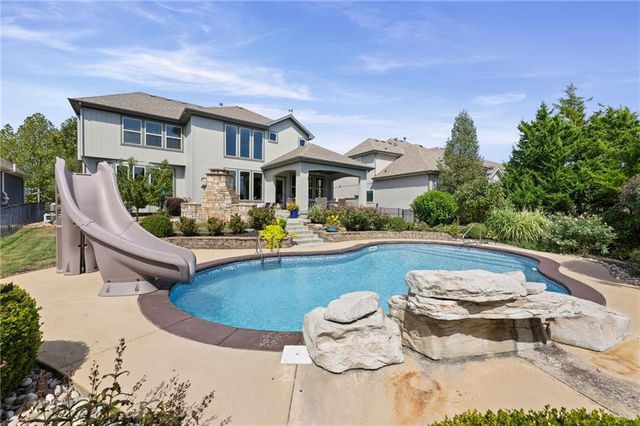 24913 W 98th Street, Lenexa, KS 66227