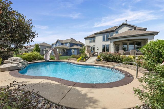 24913 W 98th Street, Lenexa, KS 66227