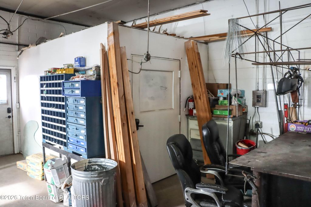 461 S PINE Street, Pinedale, WY 82941 photo 37