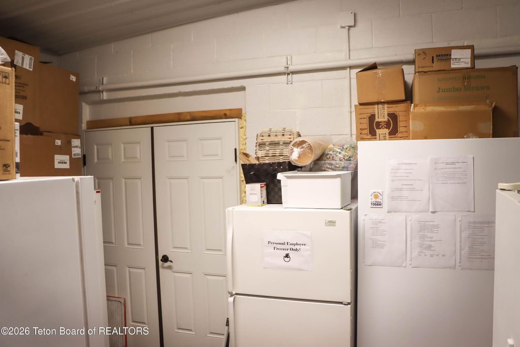 461 S PINE Street, Pinedale, WY 82941 photo 38