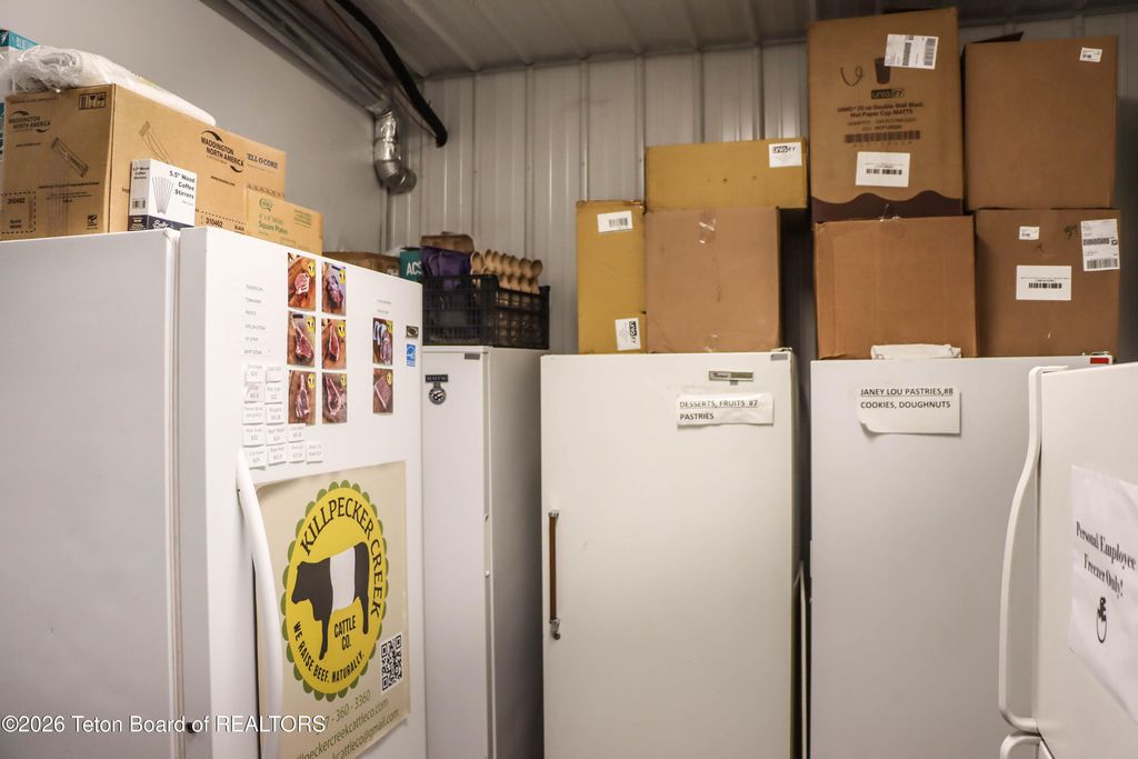 461 S PINE Street, Pinedale, WY 82941 photo 39