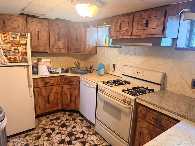 95-28 103rd Street, Ozone Park, NY 11416