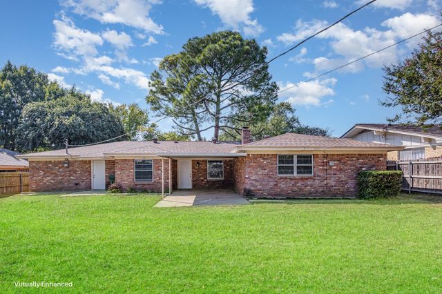 1740 Cynthia Lane, Hurst, TX 76054