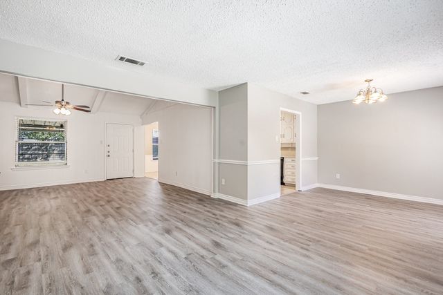 1740 Cynthia Lane, Hurst, TX 76054