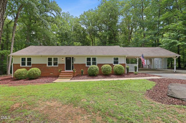 7614 Fawnbrook Drive, Hillsborough, NC 27278