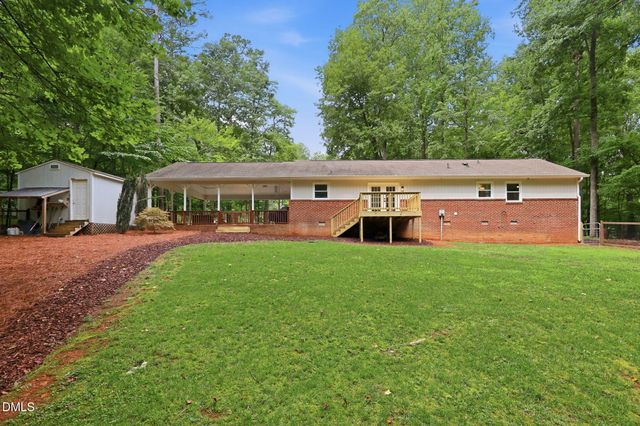 7614 Fawnbrook Drive, Hillsborough, NC 27278