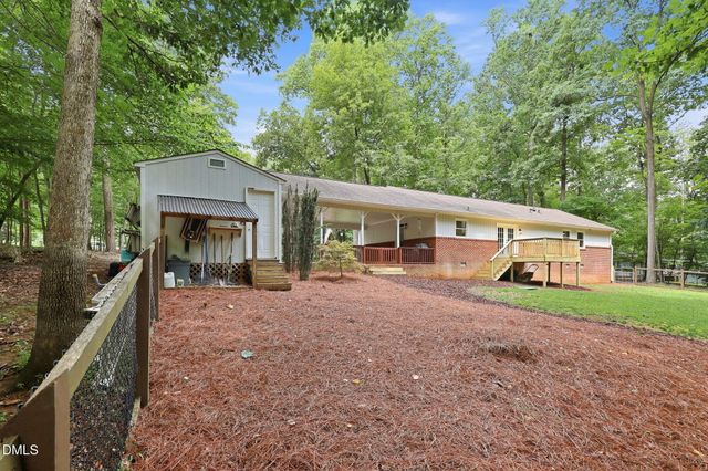 7614 Fawnbrook Drive, Hillsborough, NC 27278