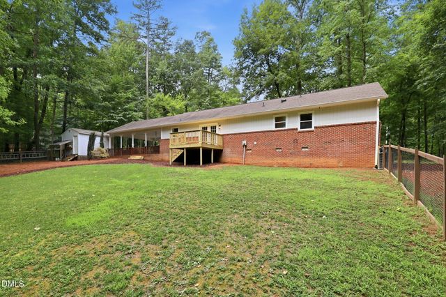 7614 Fawnbrook Drive, Hillsborough, NC 27278