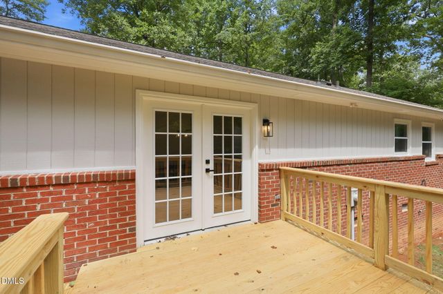 7614 Fawnbrook Drive, Hillsborough, NC 27278