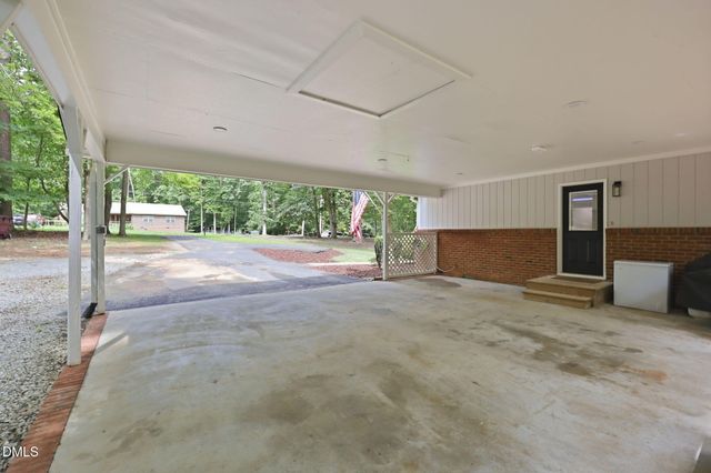 7614 Fawnbrook Drive, Hillsborough, NC 27278