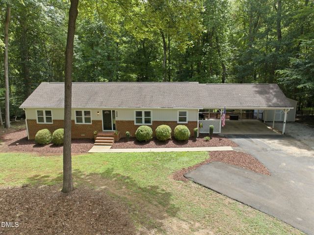 7614 Fawnbrook Drive, Hillsborough, NC 27278