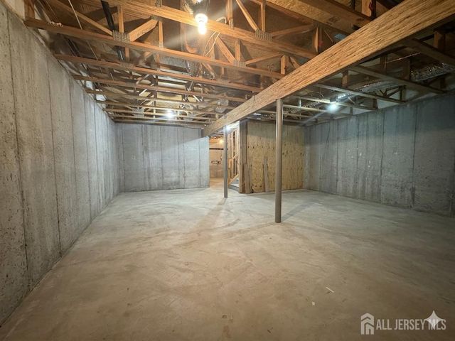 406 Birch Court, New Brunswick, NJ 08901