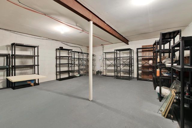 W177N9766 Riversbend CIRCLE E, Germantown, WI 53022