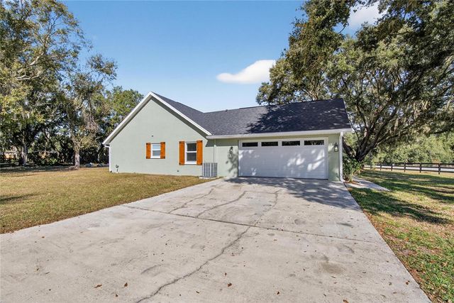 106 CORBETT ROAD, Lithia, FL 33547