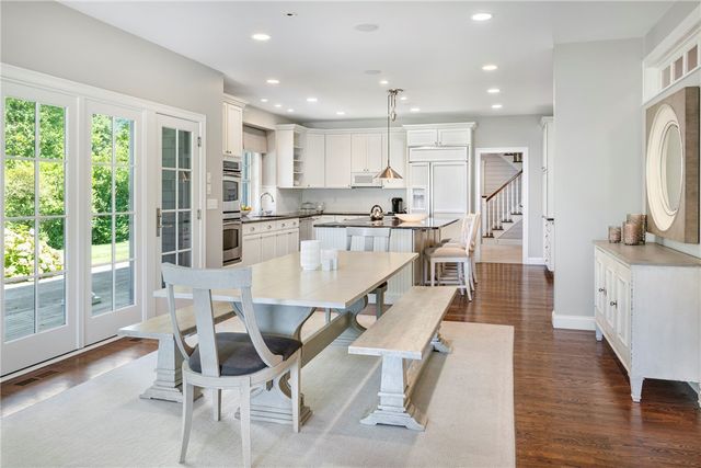 60 Van Wickle Lane, Bristol, RI 02809