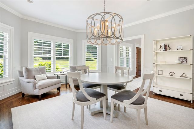 60 Van Wickle Lane, Bristol, RI 02809