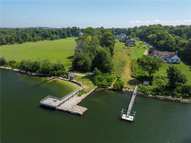 60 Van Wickle Lane, Bristol, RI 02809