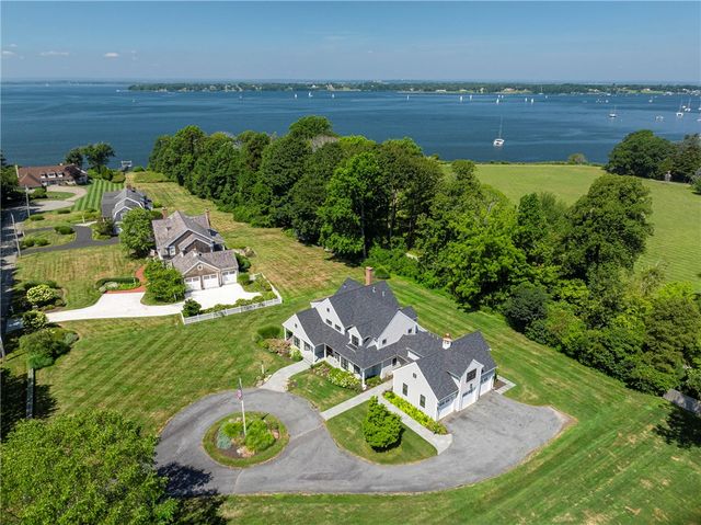 60 Van Wickle Lane, Bristol, RI 02809