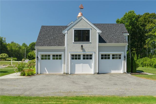 60 Van Wickle Lane, Bristol, RI 02809