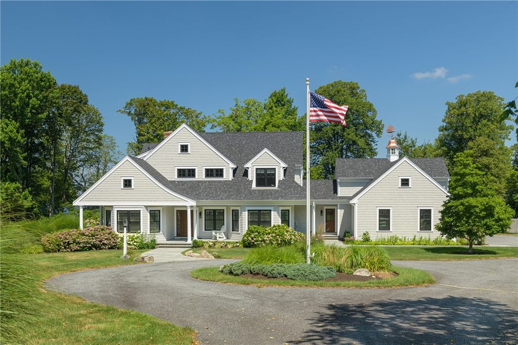 60 Van Wickle Lane, Bristol, RI 02809