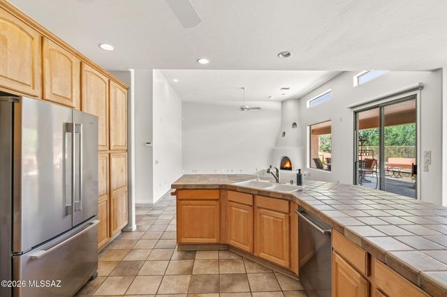 37153 S Desert Sky Lane, Tucson, AZ 85739