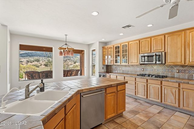 37153 S Desert Sky Lane, Tucson, AZ 85739