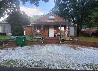 853 Tanner Drive, Scottdale, GA 30079