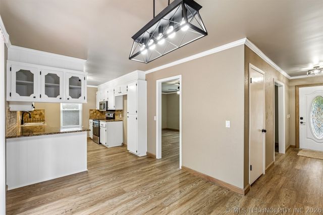 813 E Teresa Avenue, Sapulpa, OK 74066